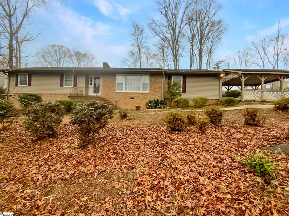 1 Oakleaf Dr, Taylors, SC 29687