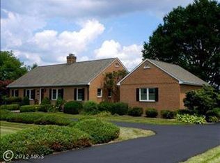 312 Evergreen Mill Rd SE, Leesburg, VA 20175