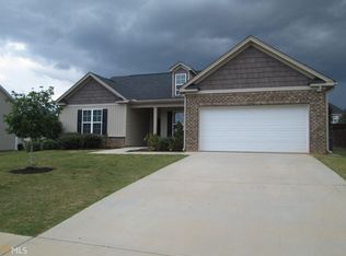 905 Piedmont Dr, Locust Grove, GA 30248