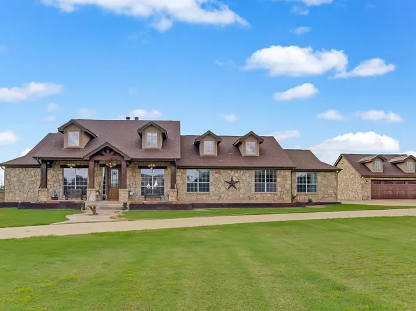 106 Deep Lake Drive, Liberty Hill, TX 78642