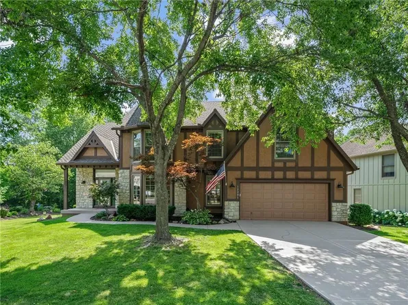 12201 Westgate St, Overland Park, KS 66213