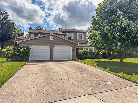 3rd image of 2785 Mahoning Ct