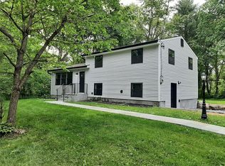 495 Stanton Ter, Poughkeepsie, NY 12603