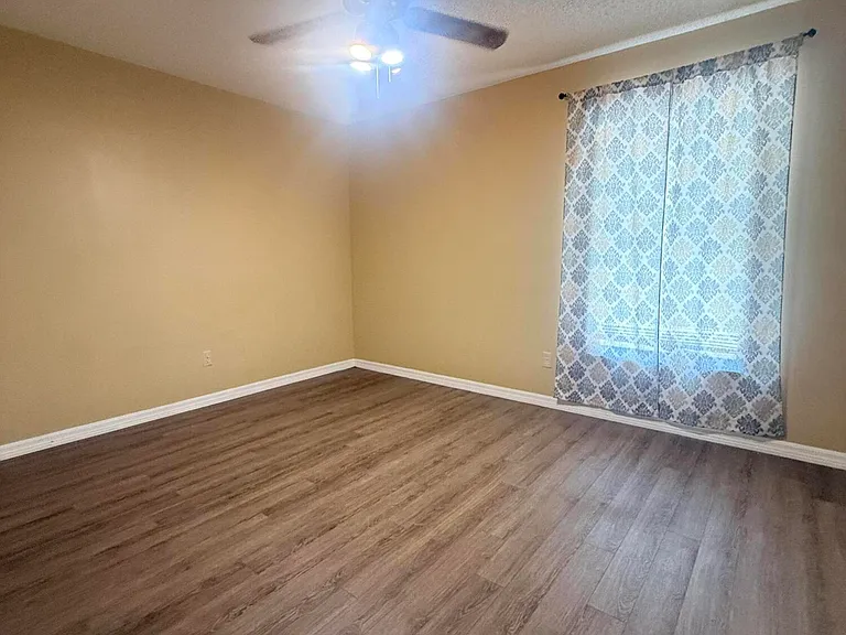 1660 Wake Forest Rd NW — Photo 10