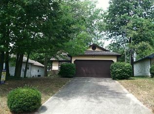 9136 N Park Ave, Indianapolis, IN 46240