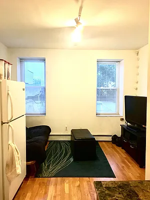 Rented by True Real Estate Group | media 38