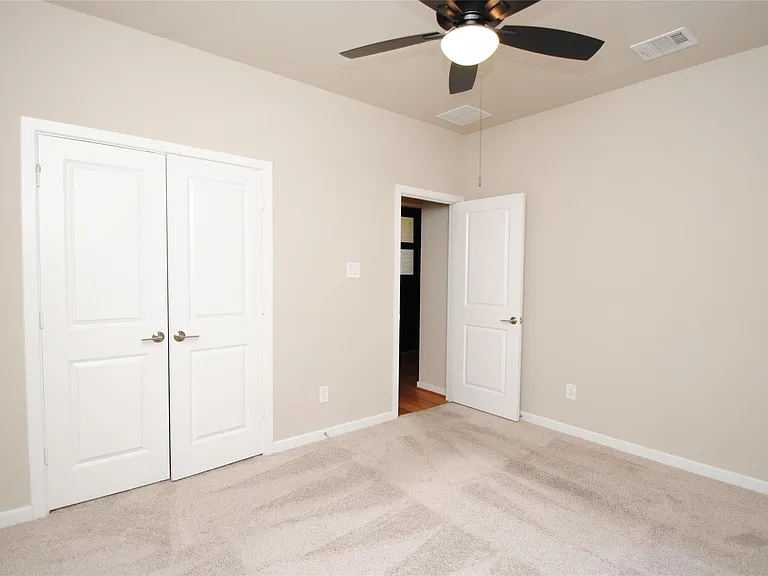 8326 Oakland Heights Ln — Photo 8
