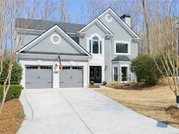 125 Rose Petal Ln, Johns Creek, GA 30022