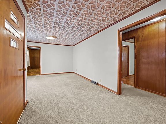 3rd image of 806 N 7th Ave