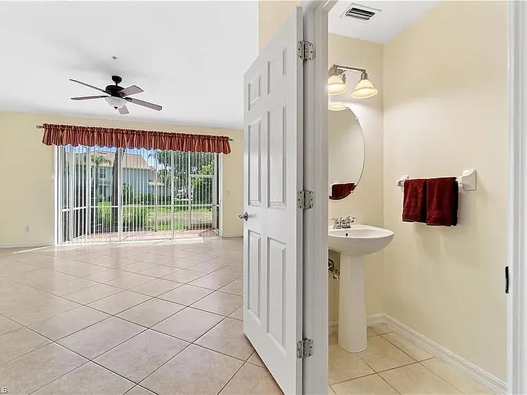 15734 Marcello Cir — Photo 8