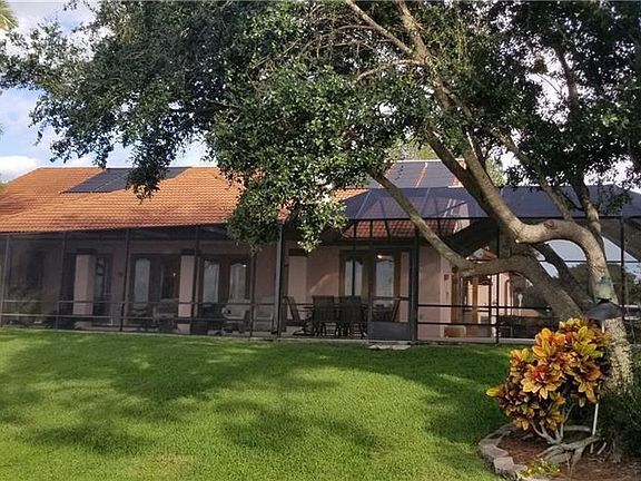5th image of 42 Meadowlake Cir S