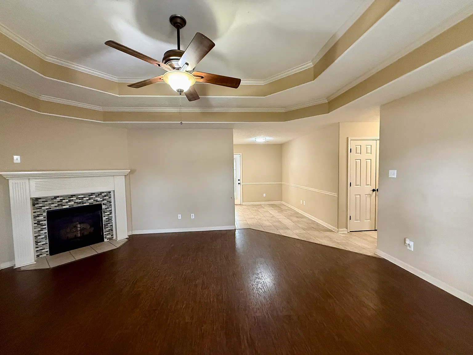 3 bed, 1400 sqft, $1,400 — Photo 4
