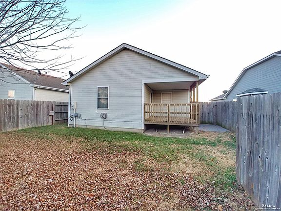 3rd image of 1319 Sierra Dr