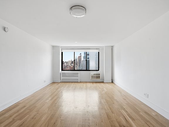3rd image of 792 Columbus Ave APT 12K