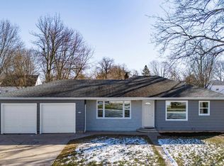 103 N 5th St, Winneconne, WI 54986