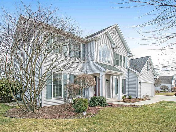 3rd image of 51716 Dartmore Dr