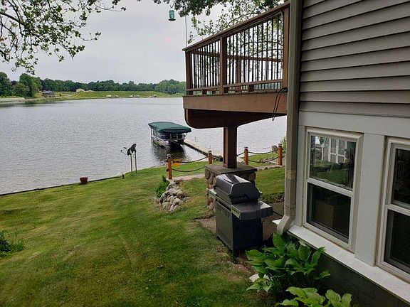 Large deck.