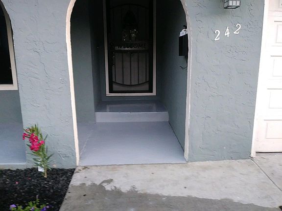 3rd image of 242 Herlong Ave