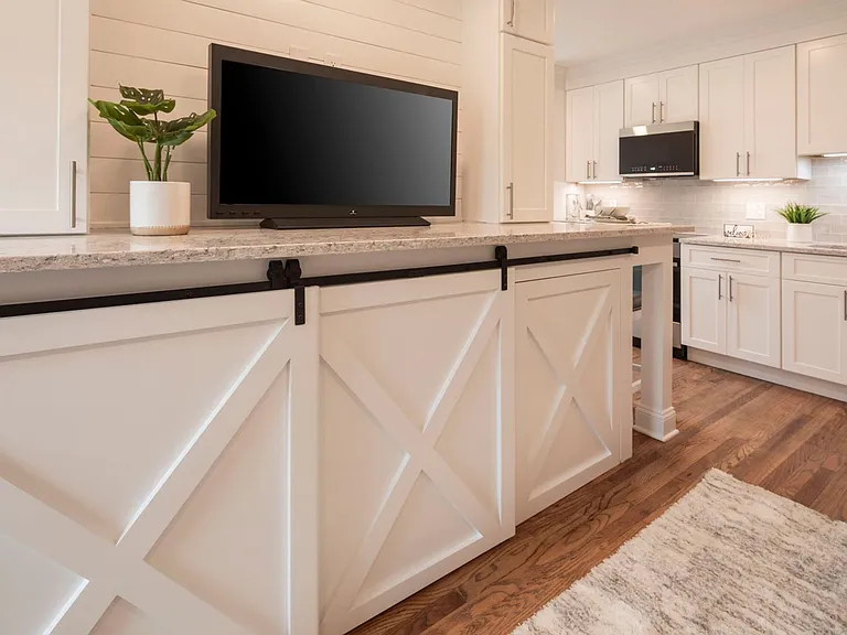 The Parkview at Polifly: In-Unit Washer & Dryer, Heat and Water Included, and Cat & Dog Friendly — Photo 18