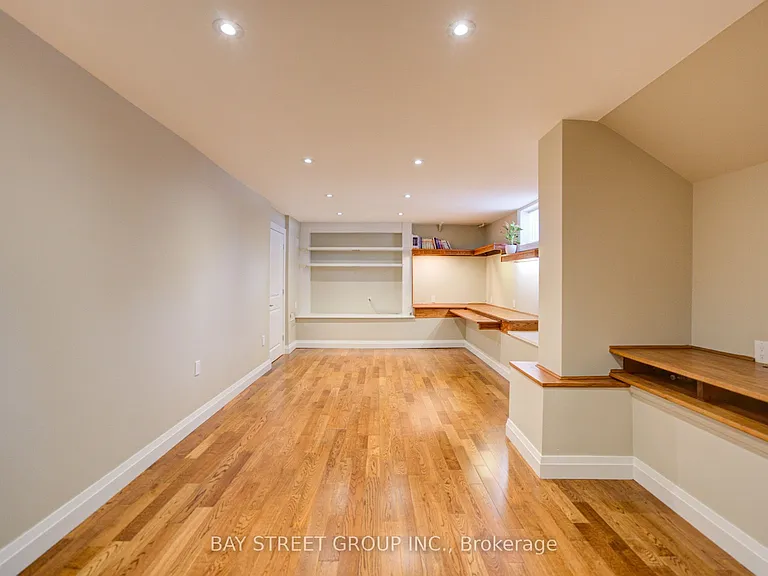 95 Hopedale Ave — Photo 39