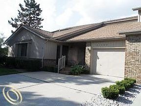 1st image of 37466 N Laurel Park Dr