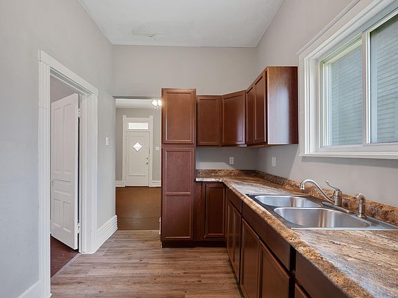 5th image of 1441 Swinney Ave #1