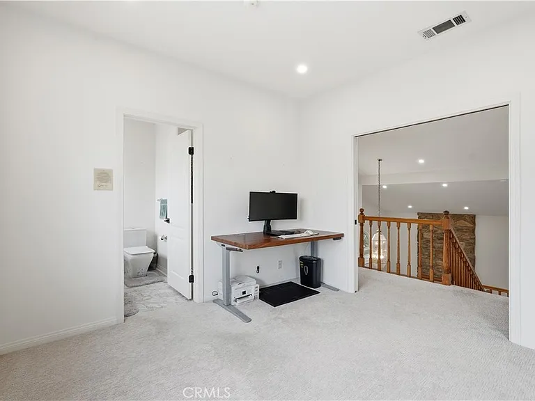 19922 Mansel Ave — Photo 32