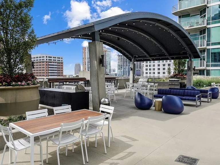 923 Peachtree St NE #924 — Photo 77