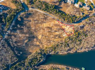 7 Bread Tray Mountain Rd, Lampe, MO 65681