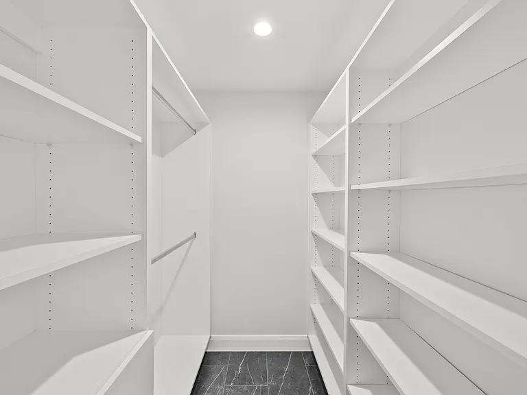 14145 Weddington St — Photo 2