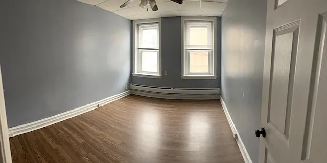 536 Dekalb St — Photo 2
