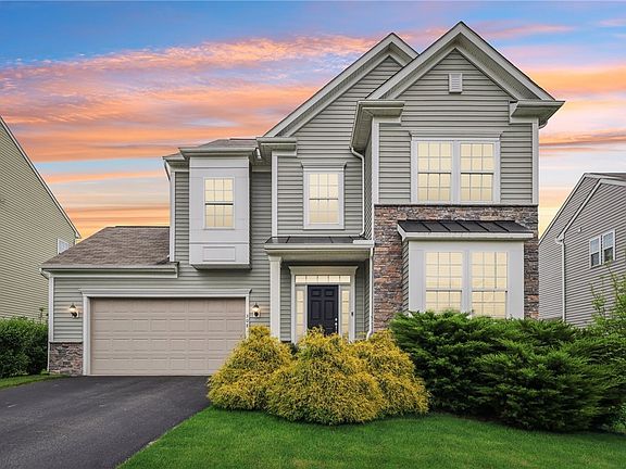 2nd image of 308 Eagle Dr