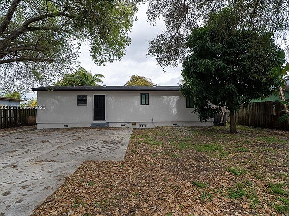 3rd image of 2250 NW 154th St