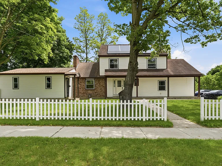 16 Lakewood Pkwy #A — Photo 14
