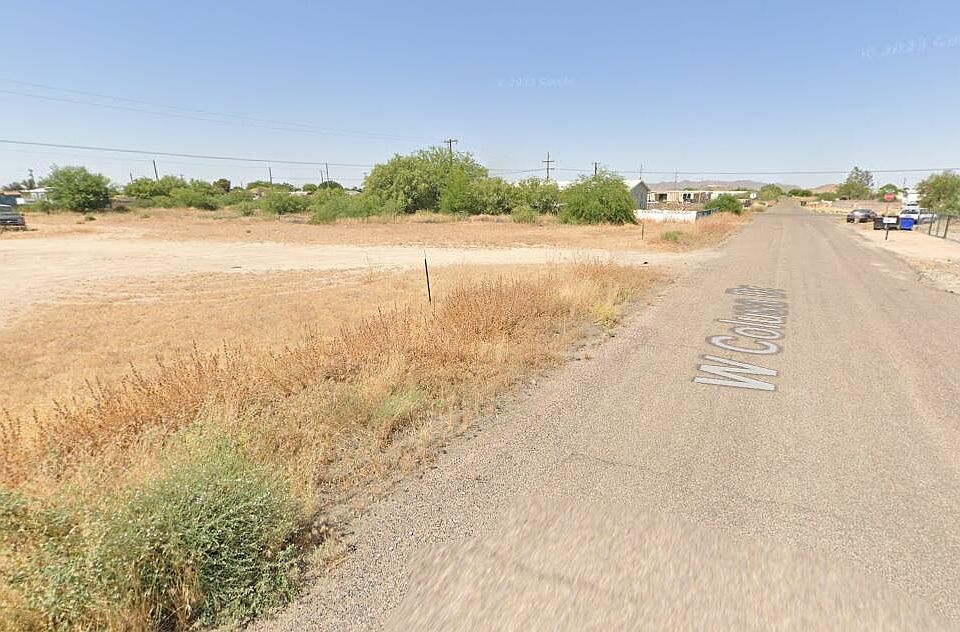 2nd image of 3215 W COLUSA Drive #25