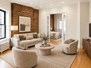252 Mott St APT 5F, New York, NY 10012