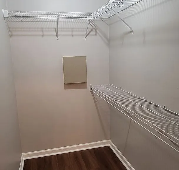 194 Romie Dr — Photo 17