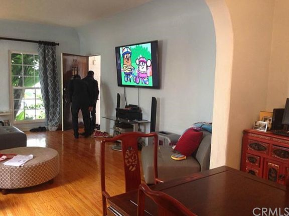 3rd image of 455 S Rexford Dr