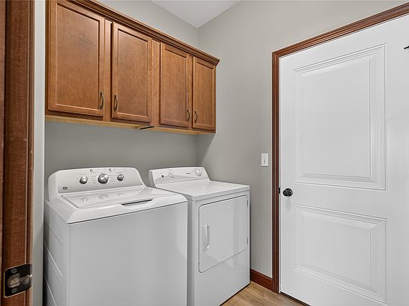 3rd image of 3502 Whitman Ave