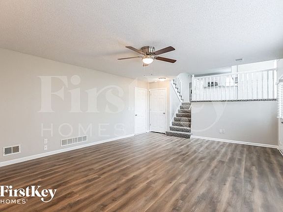 3rd image of 632 SE Ashton Dr