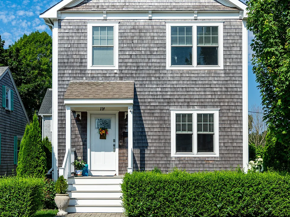 19 Eustis Ave