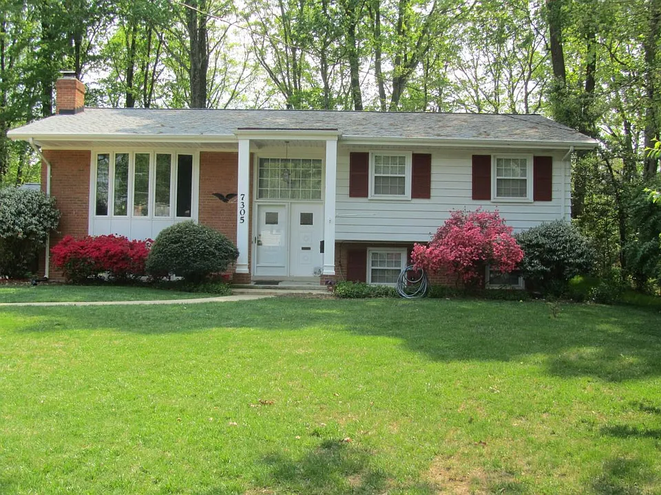 7305 Masonville Ct