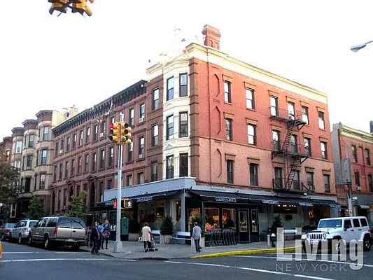 Rented by Living New York | media 40