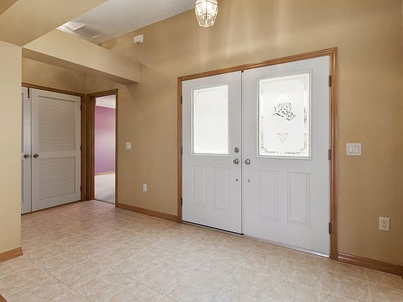 5th image of 17336 SE 85th Willowick Cir