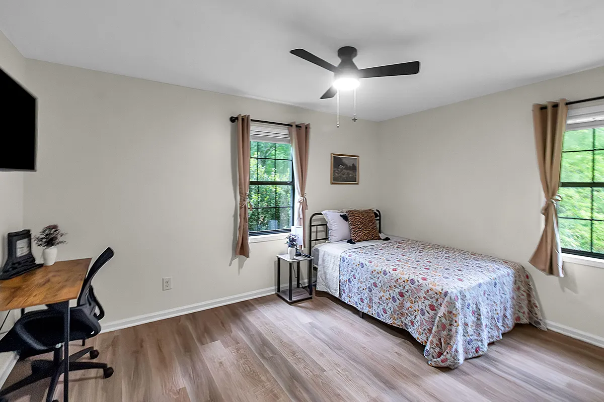 Large walk-in closet for your clothing & personal belongings - Wiggins Cir SW