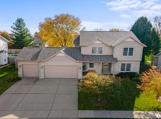 3281 48th Ave, Bettendorf, IA 52722