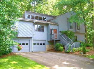 205 Highridge Ct, Roswell, GA 30076