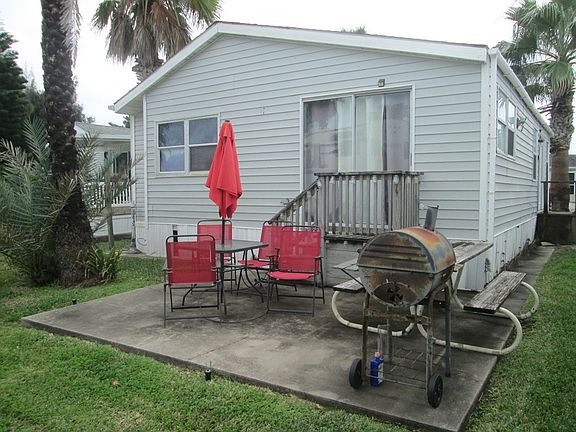 2nd image of 513 W Clam Cir