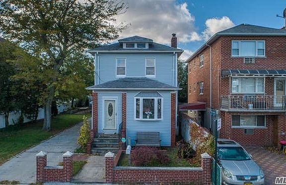 2nd image of 913 Dean Ave