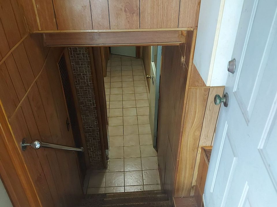 2nd image of 158 Gillard Ave #Basement